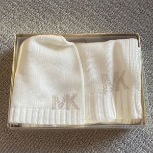 Michael Kors hat and scarf set. NWT